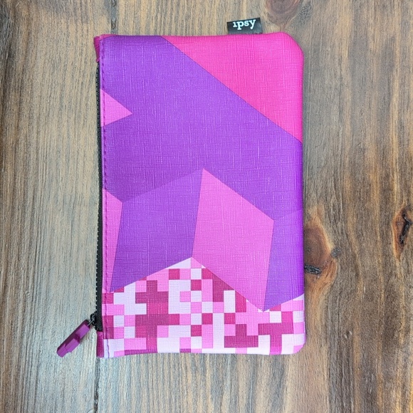 ⭐ 3/$12⭐ Ipsy Bags - Picture 8 of 9